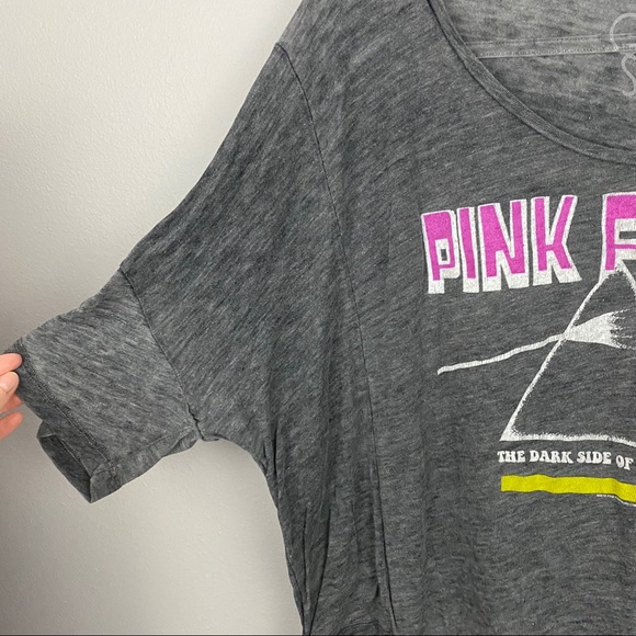 Chaser • Pink Floyd Burnout Top - Picture 2 of 7